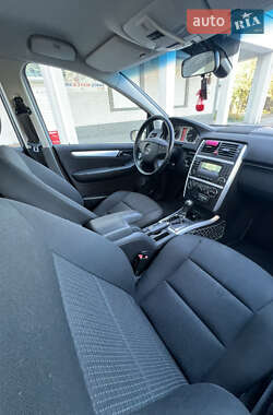 Хэтчбек Mercedes-Benz B-Class 2005 в 