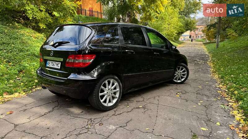 Хэтчбек Mercedes-Benz B-Class 2007 в Остроге