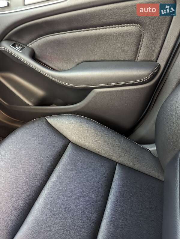 Хетчбек Mercedes-Benz B-Class 2014 в Києві фото 5 Хетчбек Mercedes-Benz B-Class 2014 в Києві