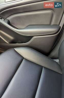 Хетчбек Mercedes-Benz B-Class 2014 в 