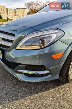 Хетчбек Mercedes-Benz B-Class 2014 в 