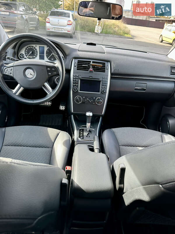 Хэтчбек Mercedes-Benz B-Class 2010 в Киеве