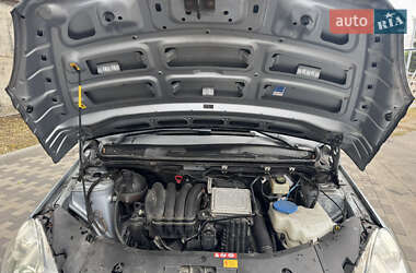 Хэтчбек Mercedes-Benz B-Class 2005 в 
