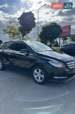 Хэтчбек Mercedes-Benz B-Class 2014 в 