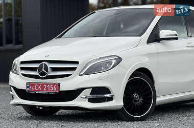 Хэтчбек Mercedes-Benz B-Class 2016 в 