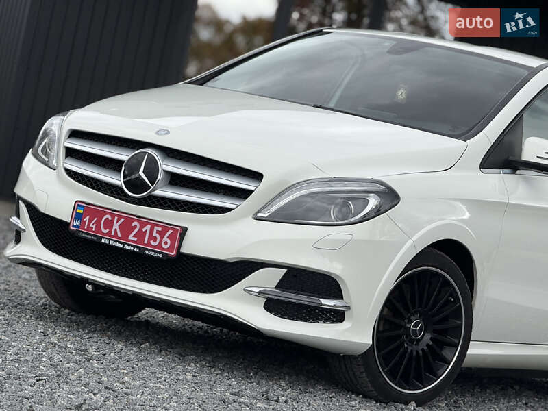 Хэтчбек Mercedes-Benz B-Class 2016 в Дрогобыче