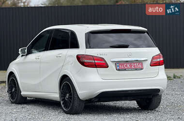 Хэтчбек Mercedes-Benz B-Class 2016 в 