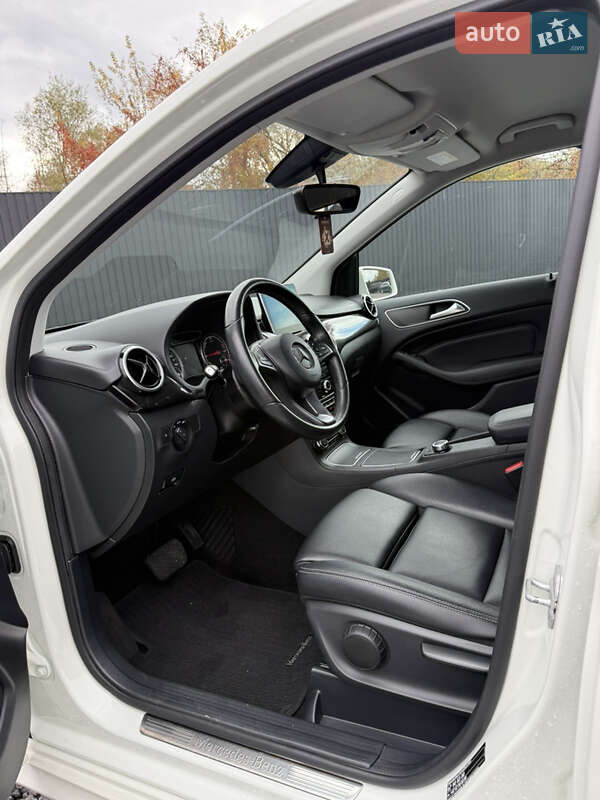 Хэтчбек Mercedes-Benz B-Class 2016 в Дрогобыче