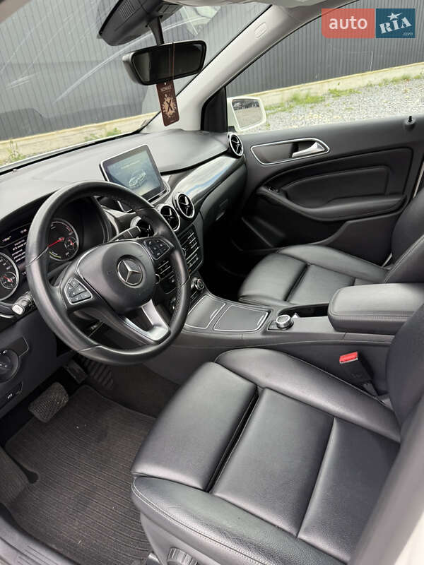 Хэтчбек Mercedes-Benz B-Class 2016 в Дрогобыче