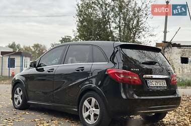 Хэтчбек Mercedes-Benz B-Class 2014 в 