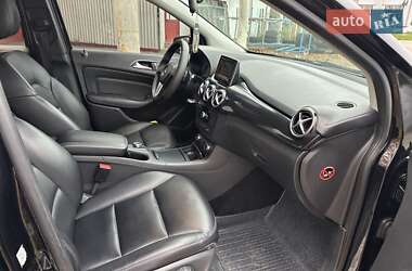 Хэтчбек Mercedes-Benz B-Class 2014 в 