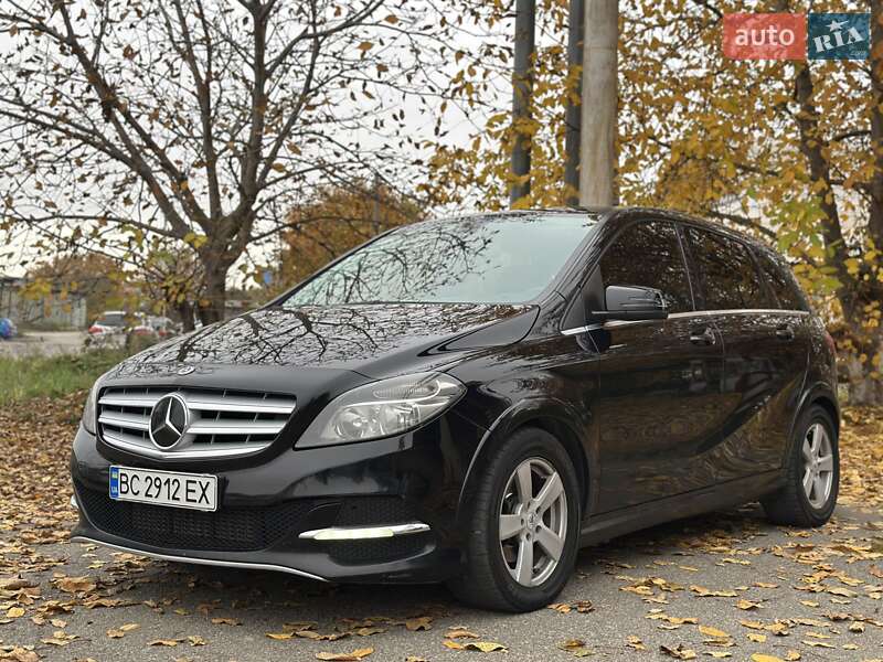 Хетчбек Mercedes-Benz B-Class 2014 в Києві фото 13 Хетчбек Mercedes-Benz B-Class 2014 в Києві