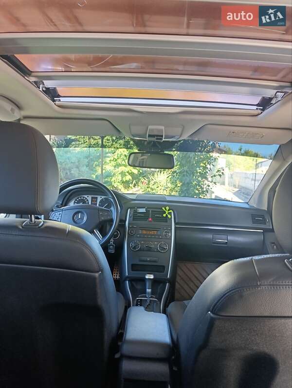 Хэтчбек Mercedes-Benz B-Class 2010 в Днепре