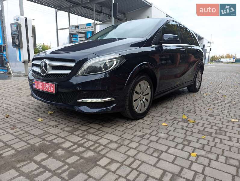Хэтчбек Mercedes-Benz B-Class 2017 в Луцке фото 2 Хэтчбек Mercedes-Benz B-Class 2017 в Луцке