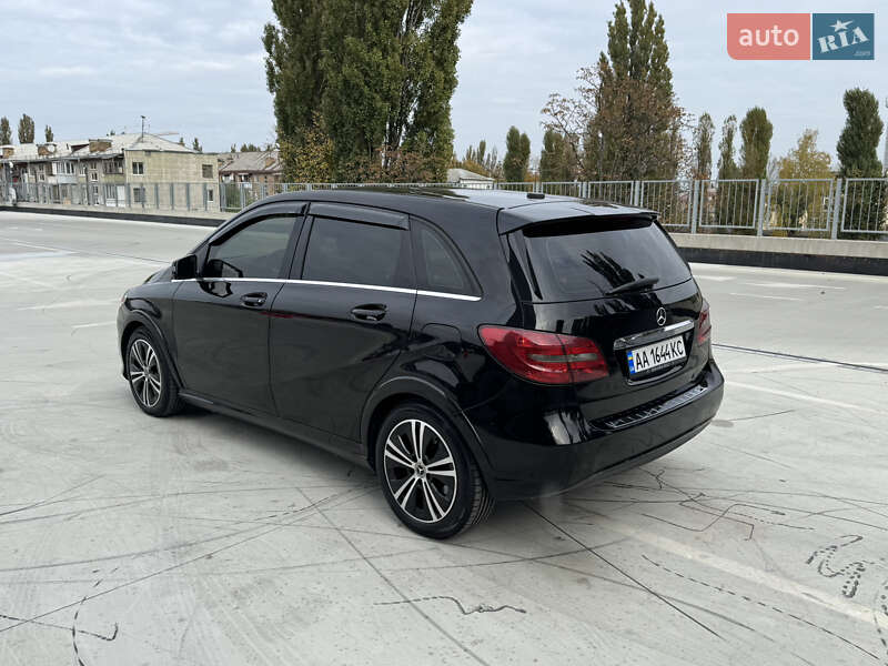 Хетчбек Mercedes-Benz B-Class 2014 в Києві