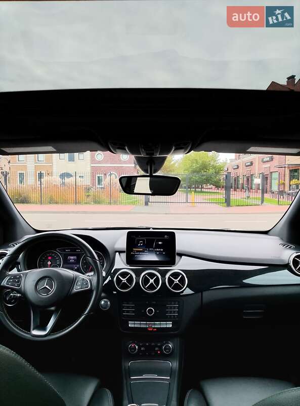 Хэтчбек Mercedes-Benz B-Class 2018 в Киеве