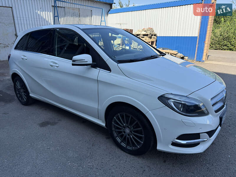 Хэтчбек Mercedes-Benz B-Class 2015 в Дружковке