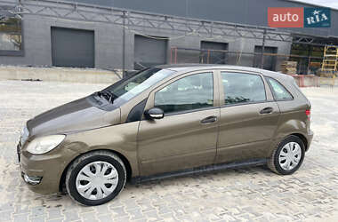 Хэтчбек Mercedes-Benz B-Class 2006 в 