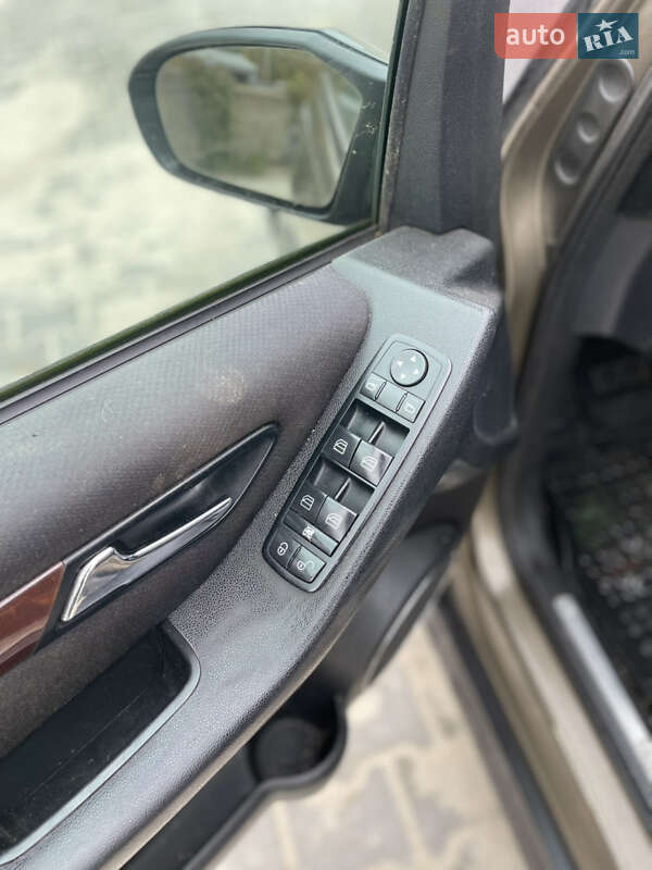 Хетчбек Mercedes-Benz B-Class 2006 в Тернополі фото 36 Хетчбек Mercedes-Benz B-Class 2006 в Тернополі