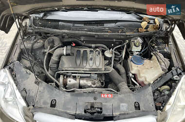 Хэтчбек Mercedes-Benz B-Class 2006 в 