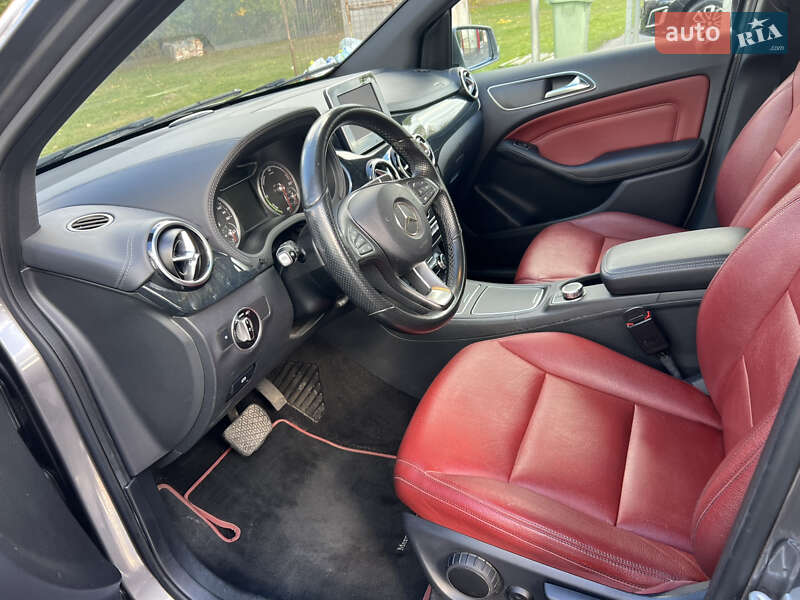 Хэтчбек Mercedes-Benz B-Class 2015 в Нововолынске