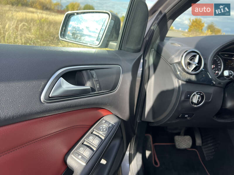 Хэтчбек Mercedes-Benz B-Class 2015 в Нововолынске