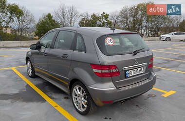 Хетчбек Mercedes-Benz B-Class 2008 в  фото 5 Хетчбек Mercedes-Benz B-Class 2008 в