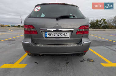 Хетчбек Mercedes-Benz B-Class 2008 в  фото 11 Хетчбек Mercedes-Benz B-Class 2008 в