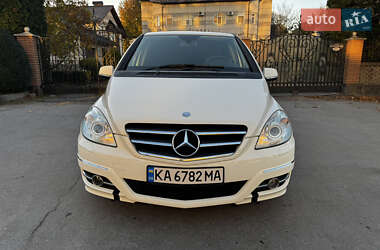 Хэтчбек Mercedes-Benz B-Class 2011 в Черновцах
