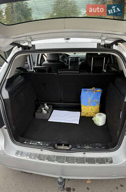 Хэтчбек Mercedes-Benz B-Class 2009 в 