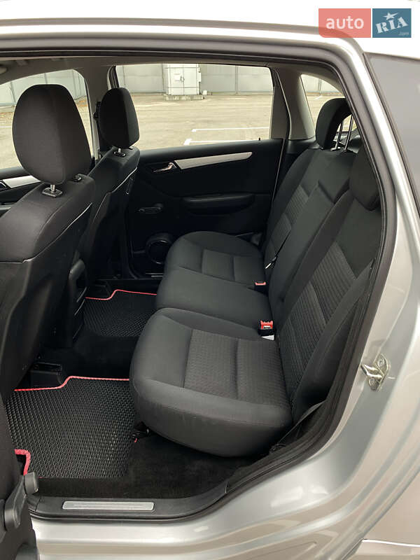 Хэтчбек Mercedes-Benz B-Class 2006 в Киеве фото 42 Хэтчбек Mercedes-Benz B-Class 2006 в Киеве
