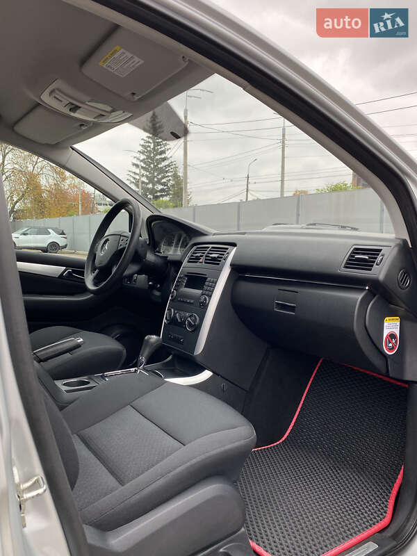 Хэтчбек Mercedes-Benz B-Class 2006 в Киеве фото 52 Хэтчбек Mercedes-Benz B-Class 2006 в Киеве