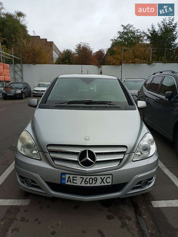Mercedes-Benz B-Class 2010