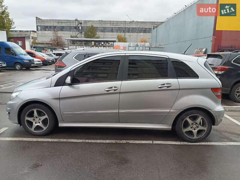 Хетчбек Mercedes-Benz B-Class 2010 в Києві