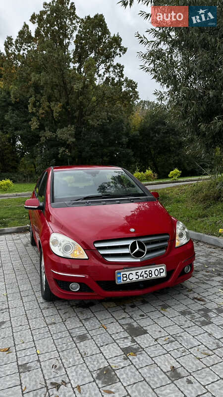 Хетчбек Mercedes-Benz B-Class 2011 в Львові фото 27 Хетчбек Mercedes-Benz B-Class 2011 в Львові