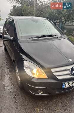 Хэтчбек Mercedes-Benz B-Class 2008 в 