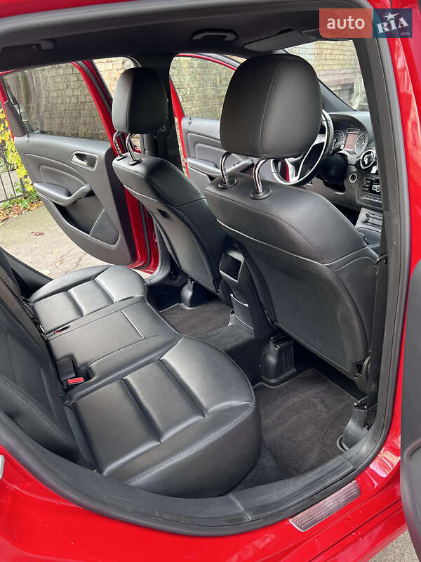 Хетчбек Mercedes-Benz B-Class 2012 в Києві фото 13 Хетчбек Mercedes-Benz B-Class 2012 в Києві