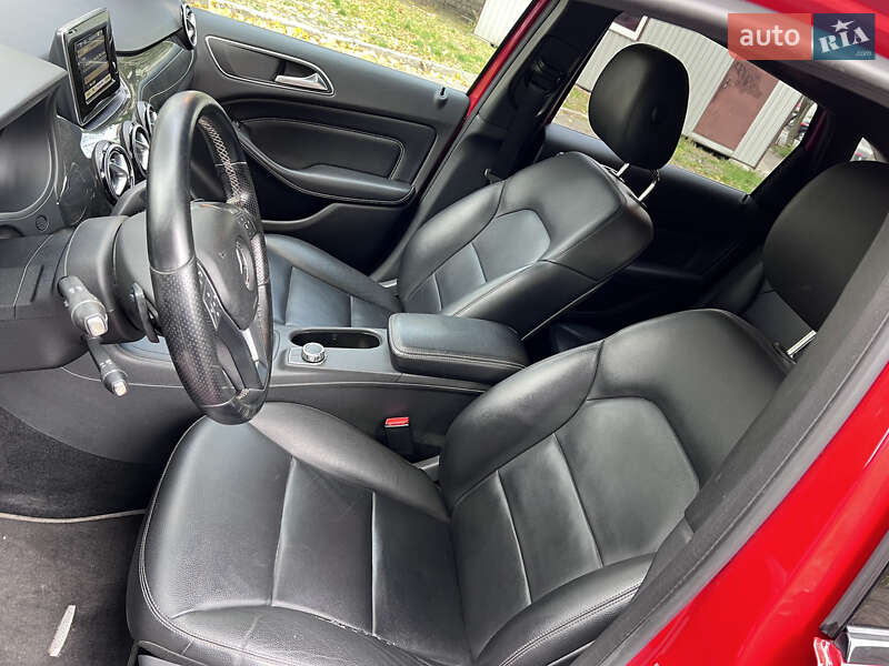 Хетчбек Mercedes-Benz B-Class 2012 в Києві фото 23 Хетчбек Mercedes-Benz B-Class 2012 в Києві