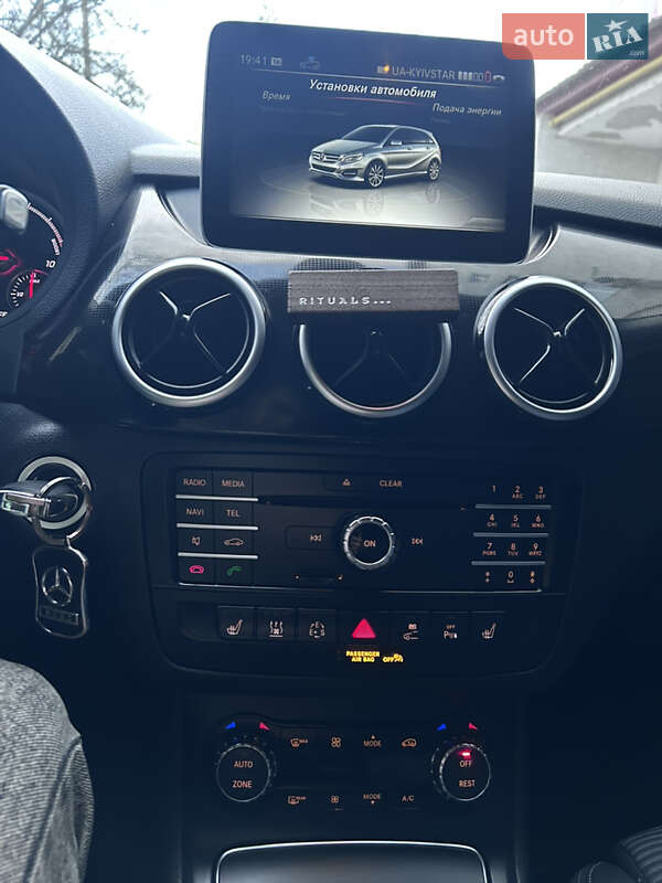 Хетчбек Mercedes-Benz B-Class 2016 в Тернополі фото 22 Хетчбек Mercedes-Benz B-Class 2016 в Тернополі