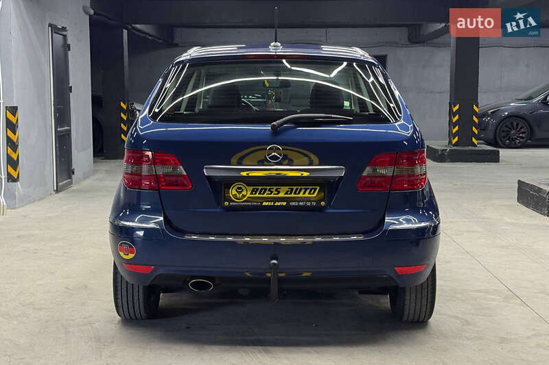 Хетчбек Mercedes-Benz B-Class 2010 в Чернівцях фото 5 Хетчбек Mercedes-Benz B-Class 2010 в Чернівцях