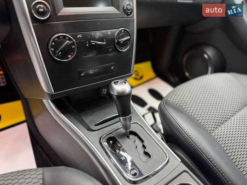 Хетчбек Mercedes-Benz B-Class 2010 в Чернівцях фото 10 Хетчбек Mercedes-Benz B-Class 2010 в Чернівцях