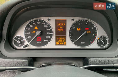 Хэтчбек Mercedes-Benz B-Class 2010 в 