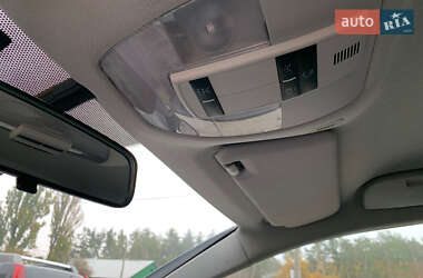 Хэтчбек Mercedes-Benz B-Class 2010 в 