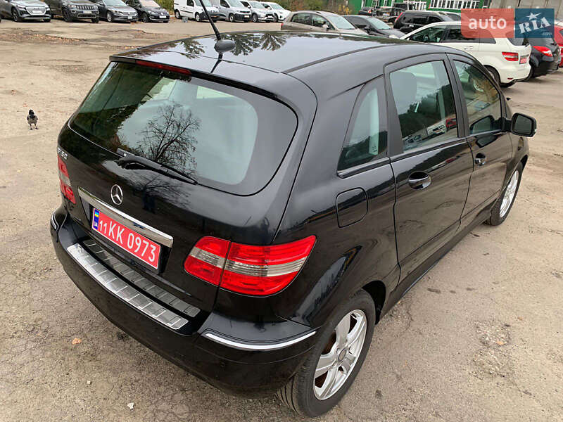 Хетчбек Mercedes-Benz B-Class 2010 в Києві фото 16 Хетчбек Mercedes-Benz B-Class 2010 в Києві