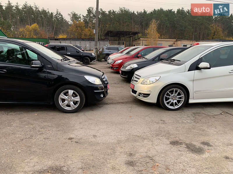 Хетчбек Mercedes-Benz B-Class 2010 в Києві фото 36 Хетчбек Mercedes-Benz B-Class 2010 в Києві