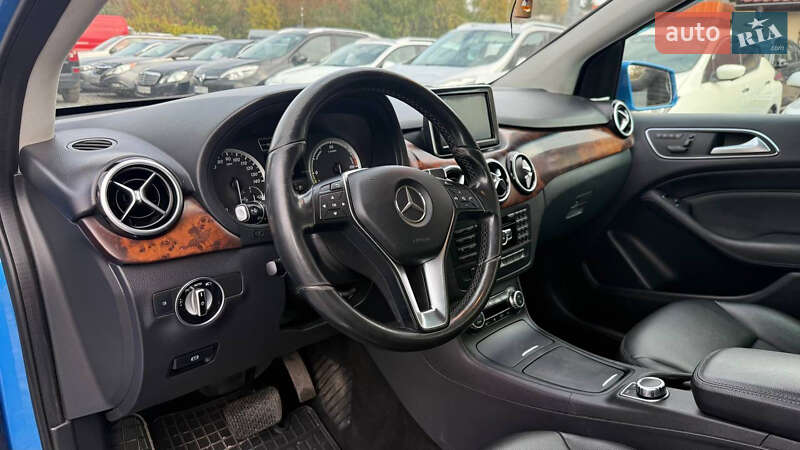 Хетчбек Mercedes-Benz B-Class 2014 в Бердичеві фото 16 Хетчбек Mercedes-Benz B-Class 2014 в Бердичеві