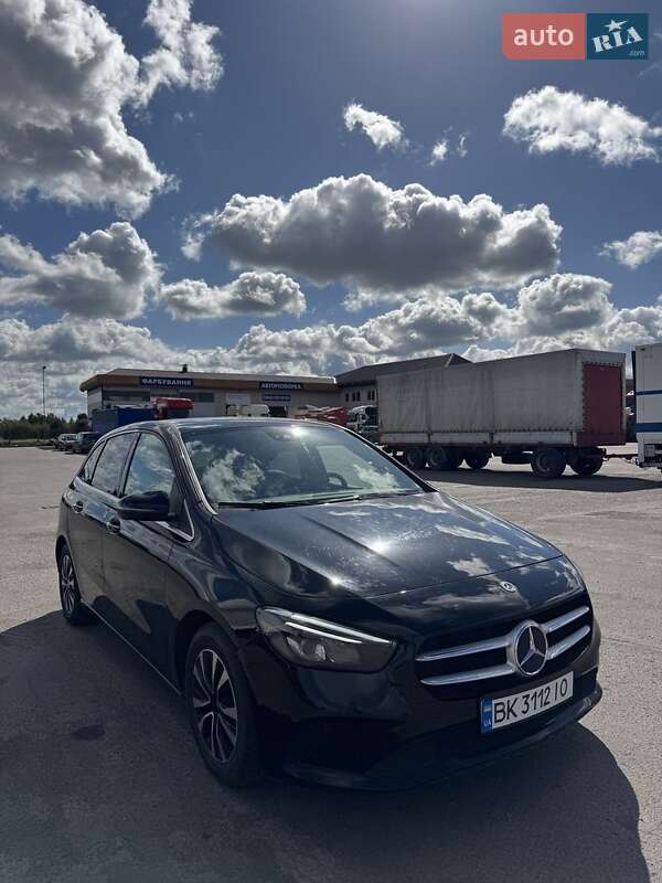 Хетчбек Mercedes-Benz B-Class 2021 в Ірпені фото 2 Хетчбек Mercedes-Benz B-Class 2021 в Ірпені