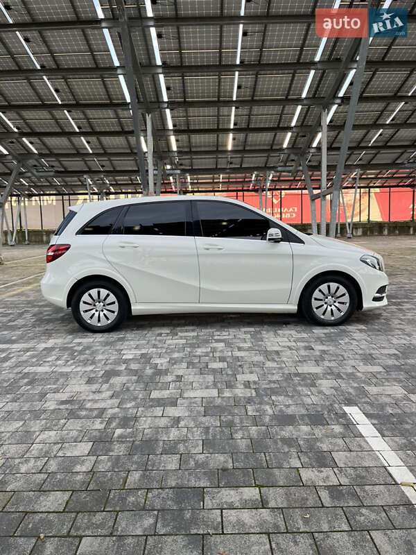Хэтчбек Mercedes-Benz B-Class 2015 в Львове фото 5 Хэтчбек Mercedes-Benz B-Class 2015 в Львове
