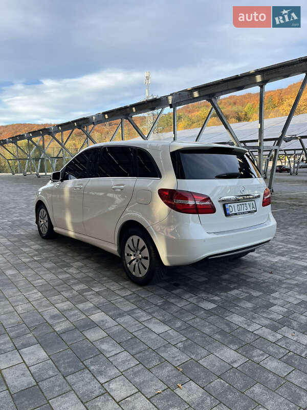 Хэтчбек Mercedes-Benz B-Class 2015 в Львове фото 9 Хэтчбек Mercedes-Benz B-Class 2015 в Львове