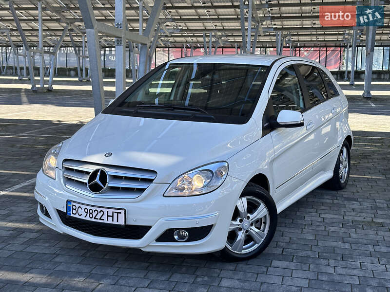 Хетчбек Mercedes-Benz B-Class 2010 в Львові фото 2 Хетчбек Mercedes-Benz B-Class 2010 в Львові